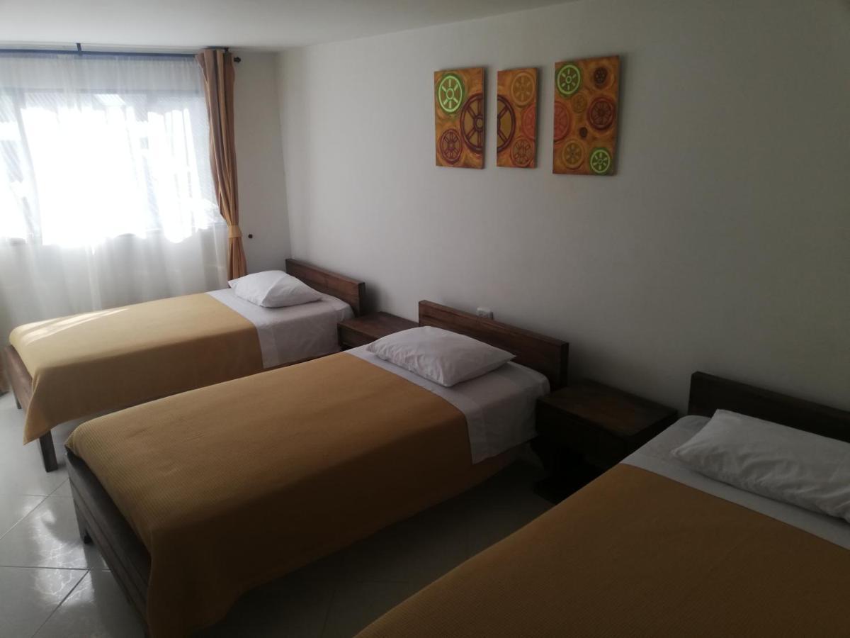 Hotel La Rueda Sr Barbosa  Eksteriør billede