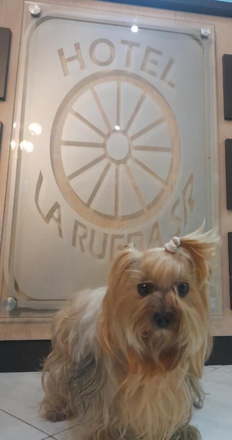 Hotel La Rueda Sr Barbosa  Eksteriør billede