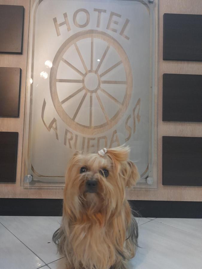 Hotel La Rueda Sr Barbosa  Eksteriør billede