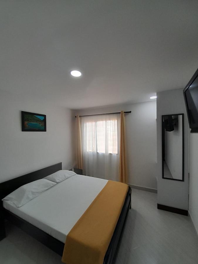 Hotel La Rueda Sr Barbosa  Eksteriør billede