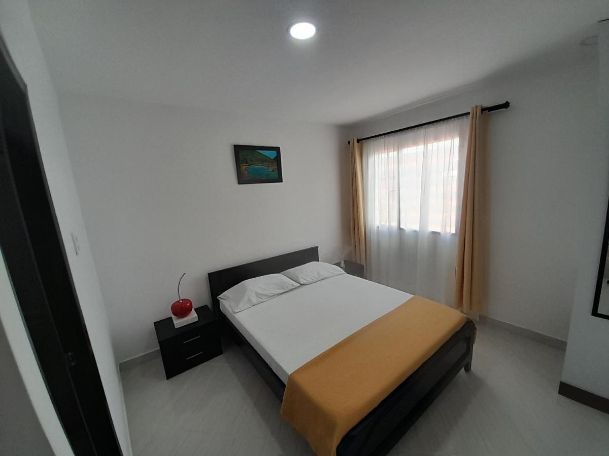 Hotel La Rueda Sr Barbosa  Eksteriør billede