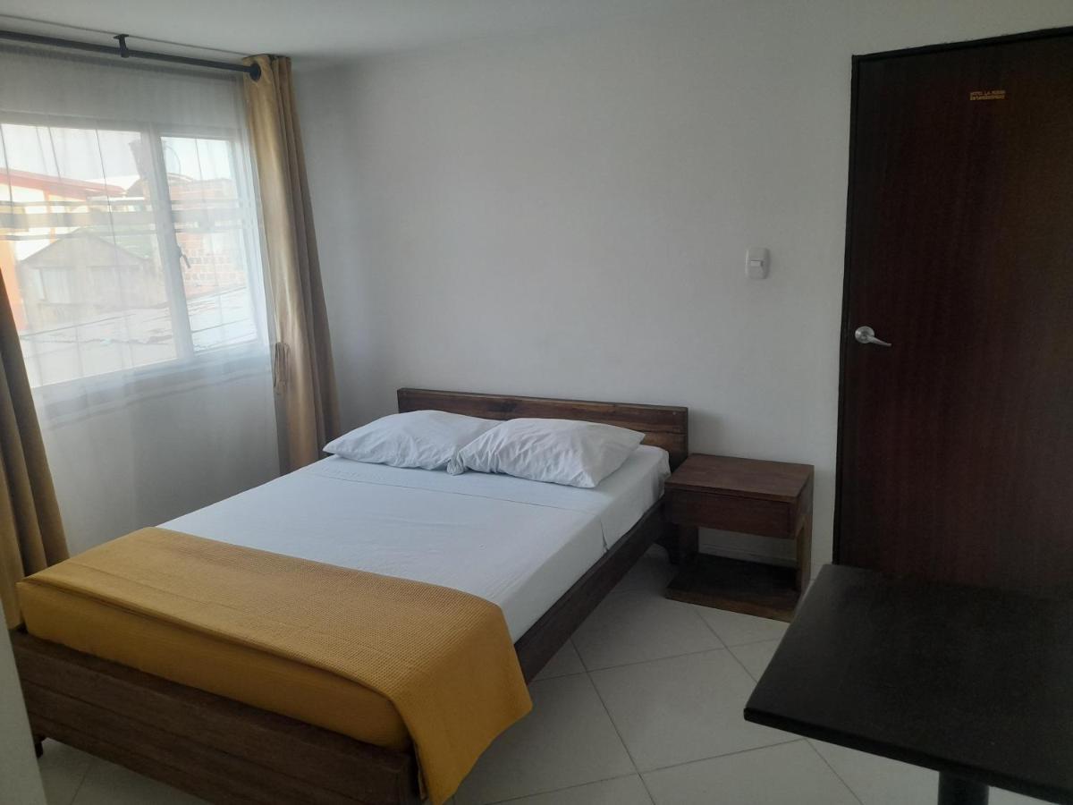 Hotel La Rueda Sr Barbosa  Eksteriør billede