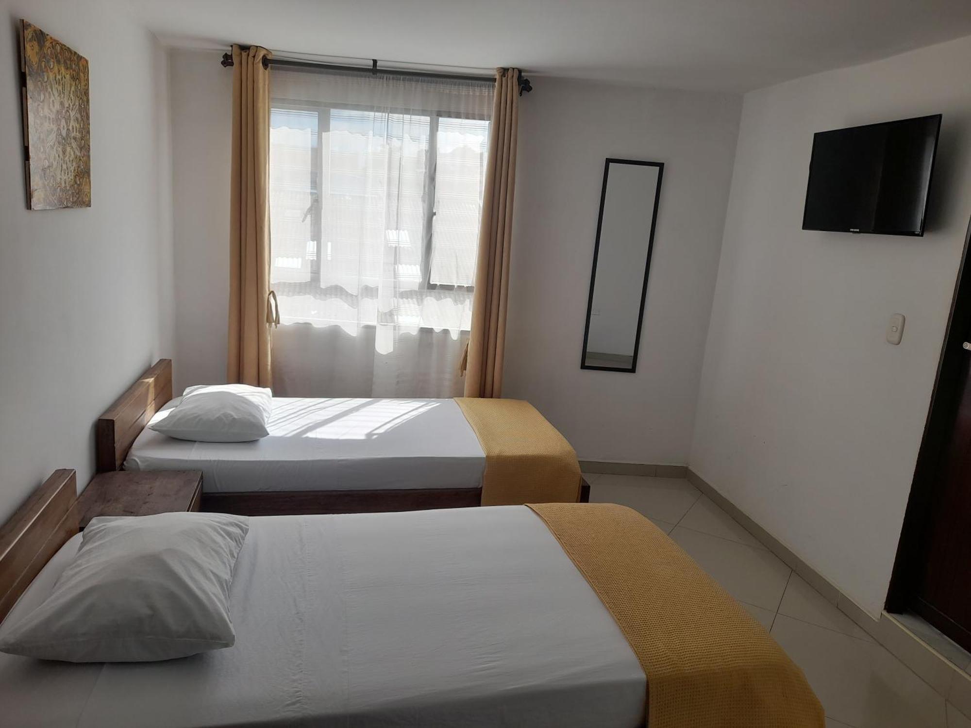 Hotel La Rueda Sr Barbosa  Eksteriør billede